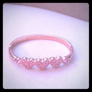 Betsey Johnson pink heart 💞bracelet